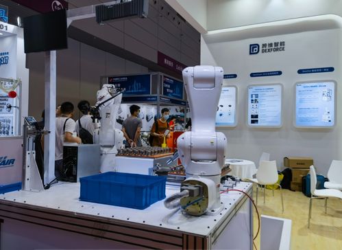 创新引领科技 智能赋能工业 跨维智能新品惊艳华南工博会